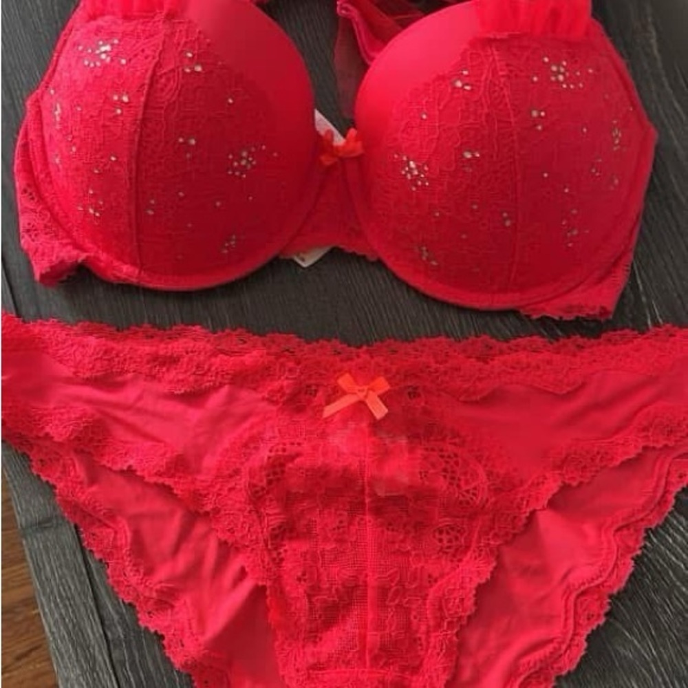 Victoria's Secret Red Bra with Underwire Support